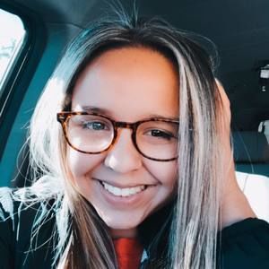 Meet your Posher, Jazmin